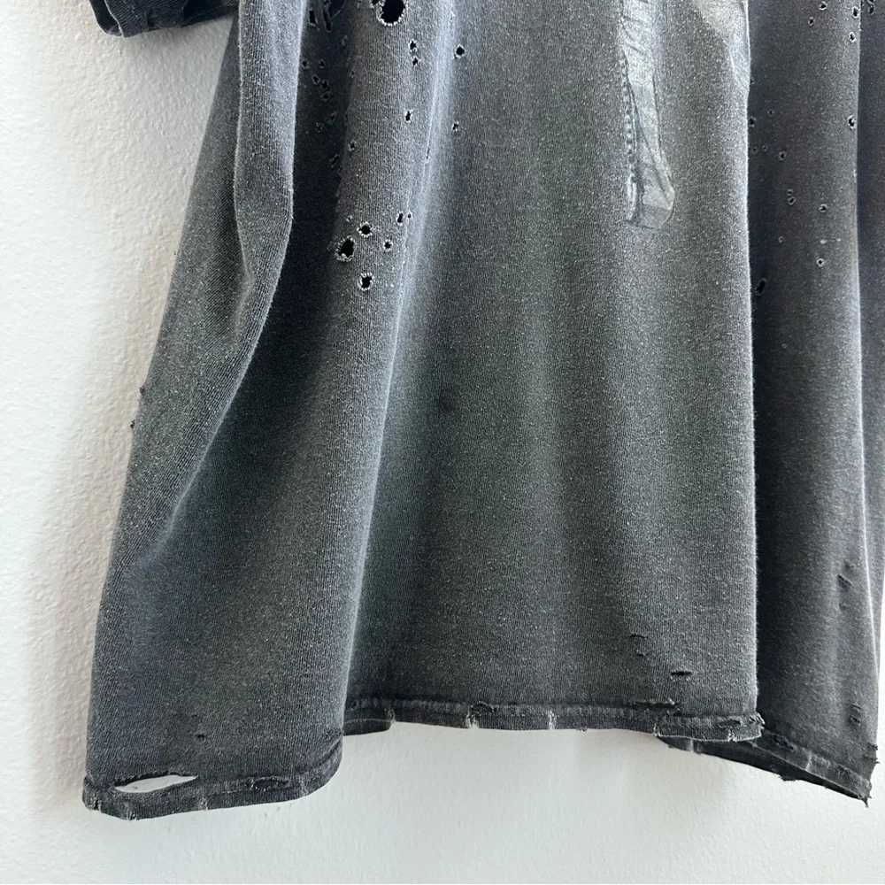 Black Christina Aguilera dirty destroyed t-shirt - Picture 5 of 8